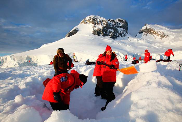 Poseidon Expeditions @ Georgina Strange_Camping _7_.JPG